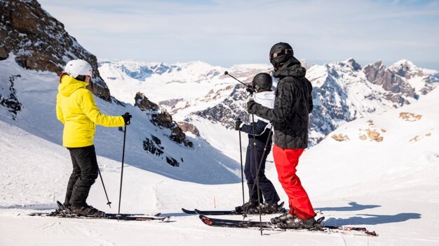 Three skiers in a mountain landscape | © Salomon / Louis Garnier