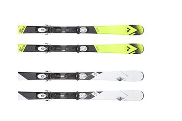 Zwei Paar Ski: ein gelbes und ein weißes Paar.