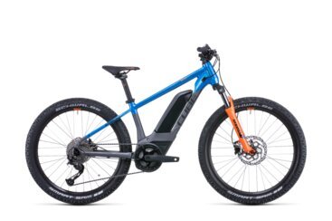 Blaues Cube E-Mountainbike