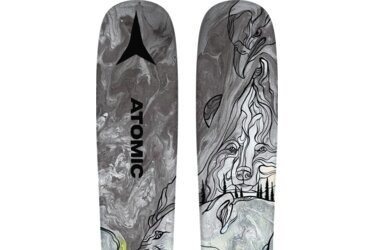 Atomic ski with wolf design