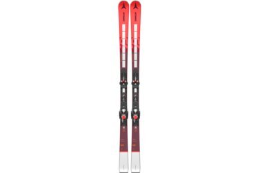 Deux skis Atomic côte à côte