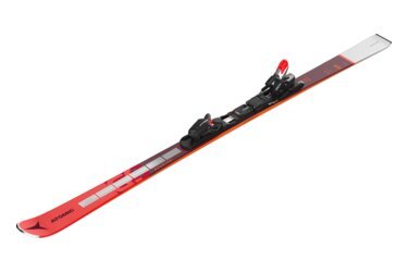 Une paire de skis Atomic Redster S9 rouges avec fixations.