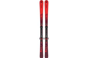 Deux skis Atomic Redster avec fixations.