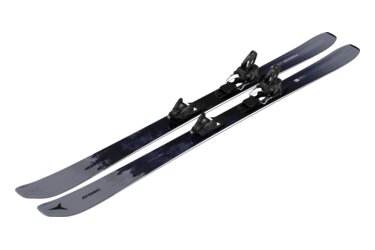 Ein Paar Atomic Maverick 88 TI Ski mit Bindungen