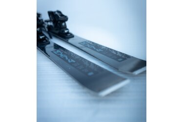 A pair of EXA skis with bindings