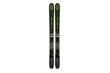 Une paire de skis Kastle Paragon 107