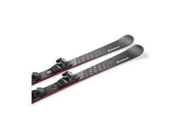 Paire de skis Nordica avec fixations
