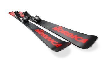 Nordica Ski mit Bindungen