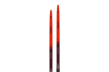 Zwei Atomic Redster Ski