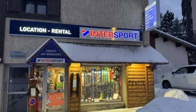 Location de ski Intersport Chalet Les Béraudes en hiver
